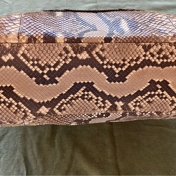 Prada Python Logo Hobo Roccia - Picture 12 of 14